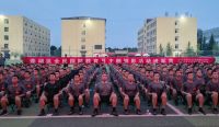蓮湖區“全民國防教育月”主題觀影活動走進軍營